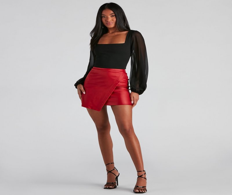 TableClothsUs Classy Chic Chiffon Crop Top