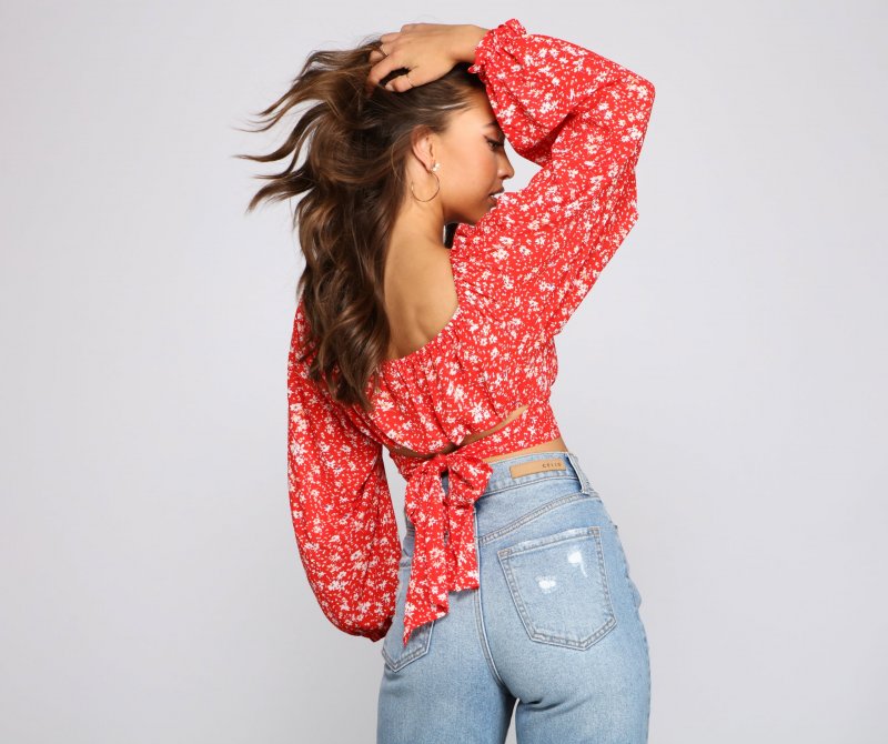 TableClothsUs Pretty Fab Off The Shoulder Ditsy Floral Top