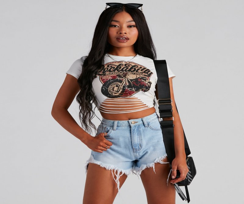 TableClothsUs Rocker Babe Cropped Graphic Tee