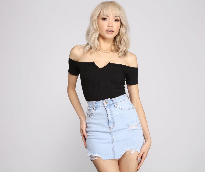 TableClothsUs Off The Shoulder Ribbed Bodysuit