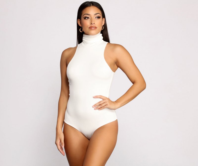 TableClothsUs Captivate Me Basic Crepe Sleeveless Bodysuit