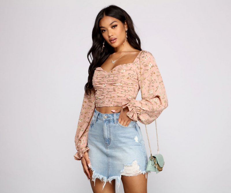 TableClothsUs Falling For Florals Puff Sleeve Crop Top