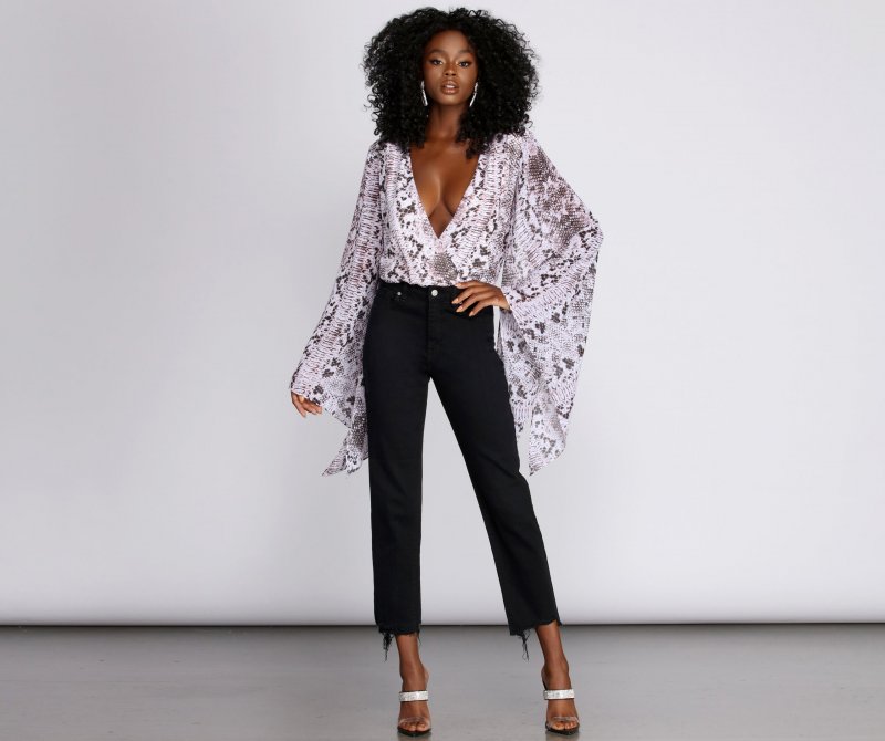 TableClothsUs The Drama Bell Sleeve Bodysuit