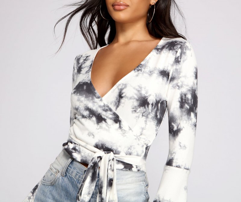 TableClothsUs Trendy Babe Tie Dye Top