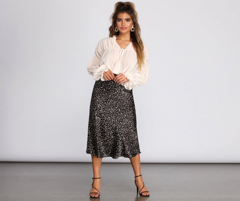 TableClothsUs Ruched Bubble Sleeve Cropped Blouse