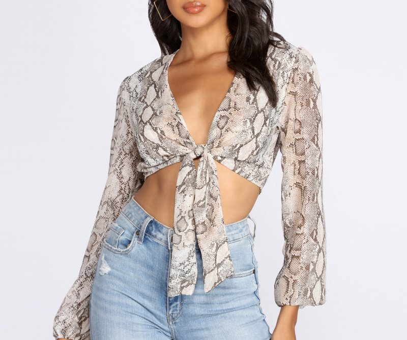 TableClothsUs Snake Print Long Sleeve Crop Top