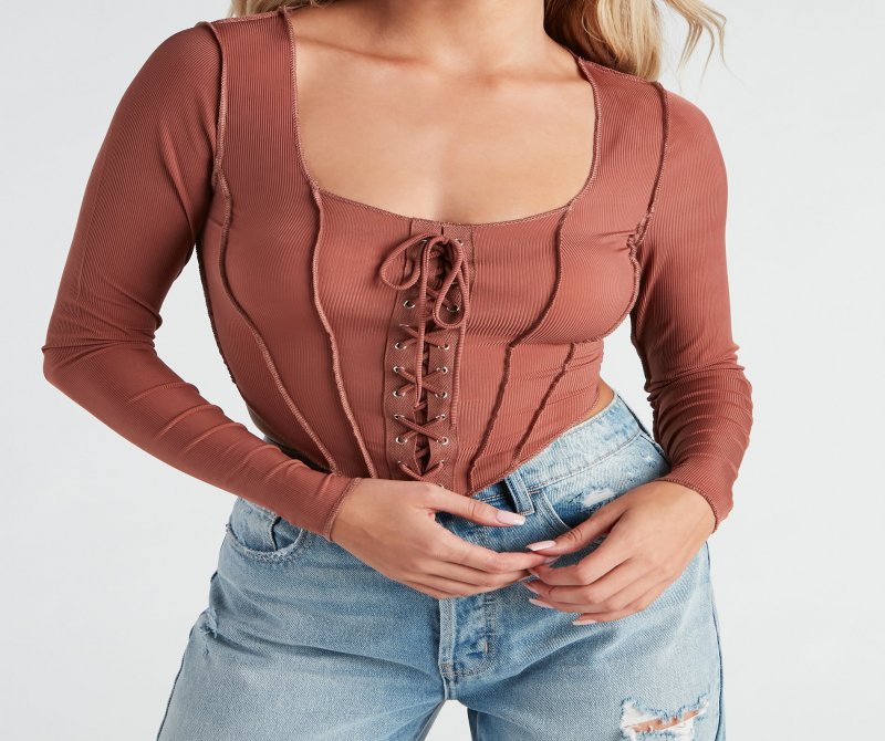 TableClothsUs Casually Chic Long Sleeve Corset Top