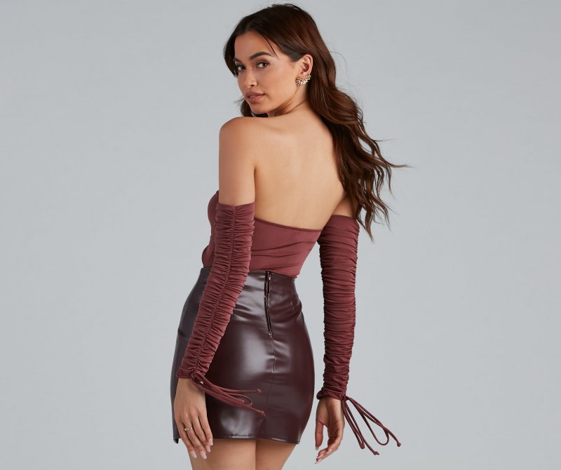 TableClothsUs Pucker Up Venetia Ruched Bodysuit