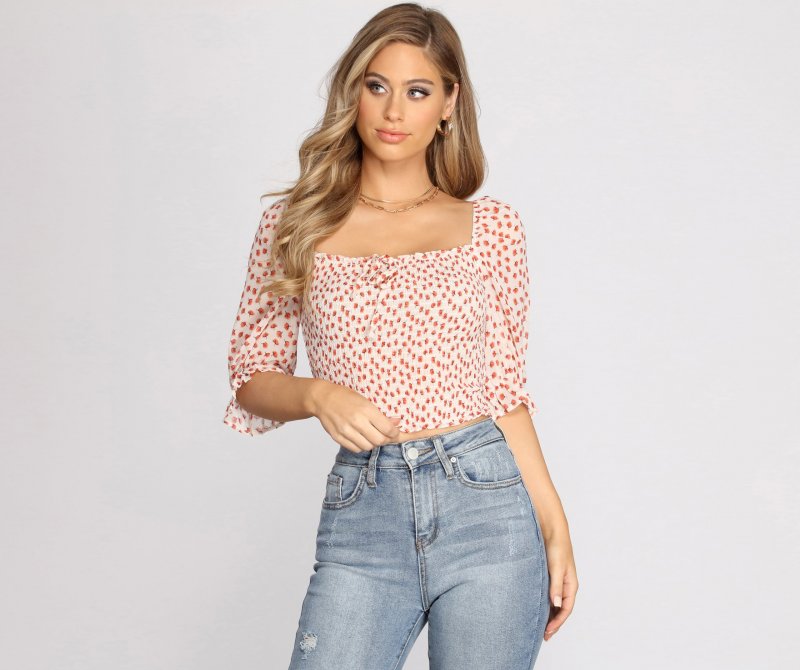 TableClothsUs Flirtatious Florals Smocked Crop Top