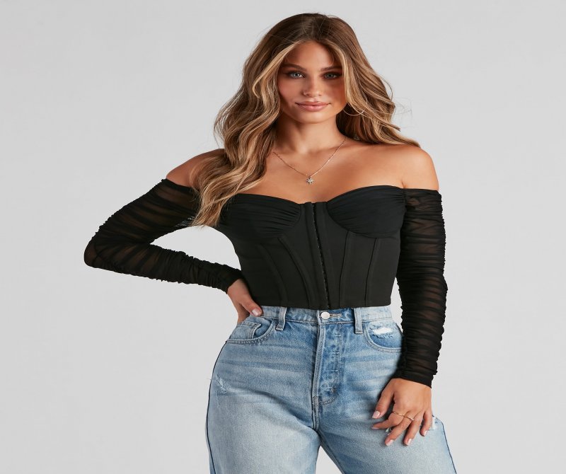 TableClothsUs Ruched Moment Cropped Bustier