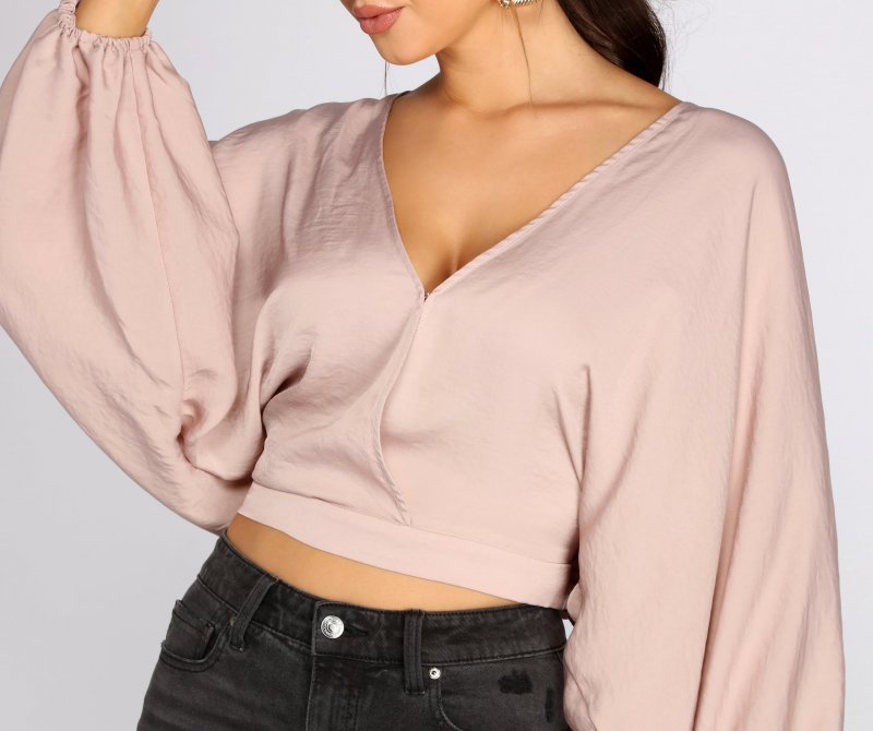 TableClothsUs Go With The Flow Surplice Crop Top