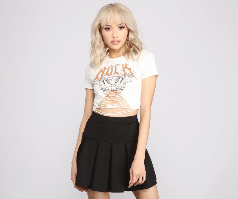 TableClothsUs Rocker Chic Cropped Graphic Tee