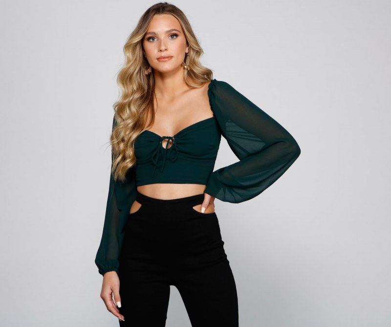 TableClothsUs Chic Appeal Long Sleeve Crop Top