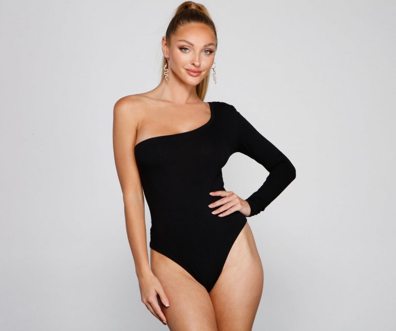 TableClothsUs A Trendy Vibe One-Shoulder Bodysuit