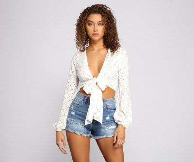 TableClothsUs Eyelet Knit Tie Front Crop Top