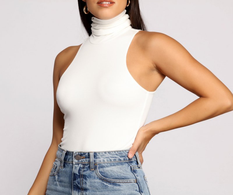 TableClothsUs Captivate Me Basic Crepe Sleeveless Bodysuit